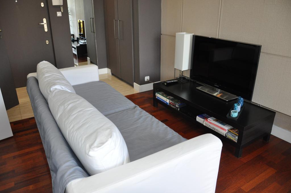 Apartament Mokotow Warsaw Luaran gambar